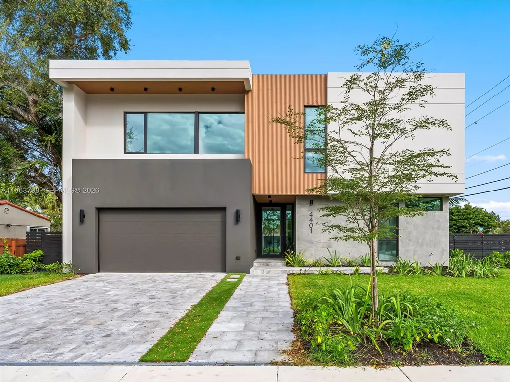 4401 SW 14th Street Miami FL 33134