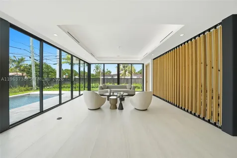 4401 SW 14th Street Miami FL 33134