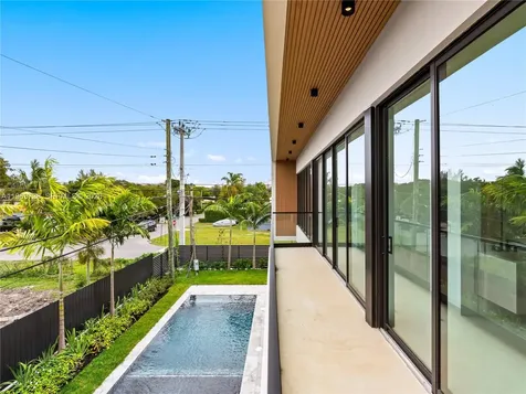 4401 SW 14th Street Miami FL 33134