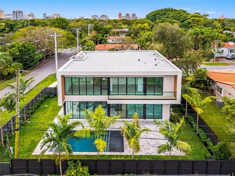 4401 SW 14th Street Miami FL 33134
