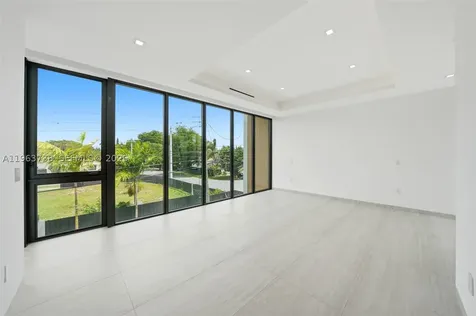 4401 SW 14th Street Miami FL 33134