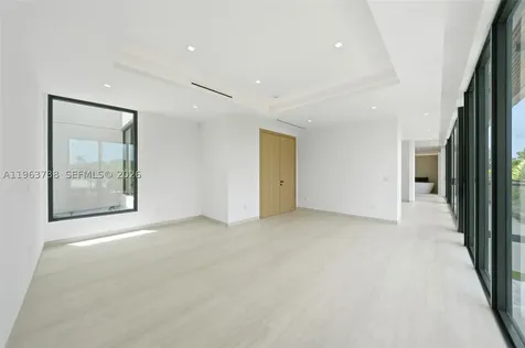 4401 SW 14th Street Miami FL 33134