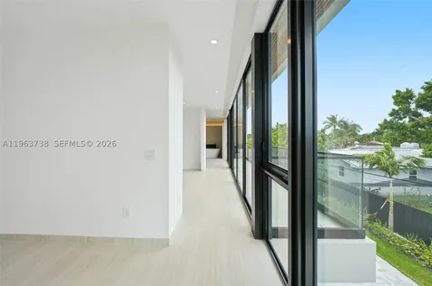 4401 SW 14th Street Miami FL 33134