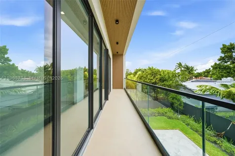 4401 SW 14th Street Miami FL 33134