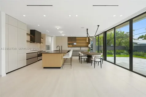 4401 SW 14th Street Miami FL 33134