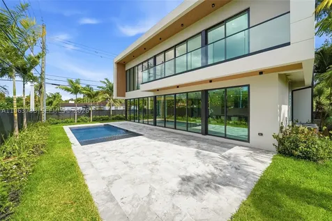 4401 SW 14th Street Miami FL 33134