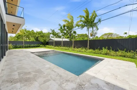 4401 SW 14th Street Miami FL 33134