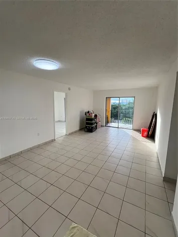 4717 NW 7th Street Miami FL 33126