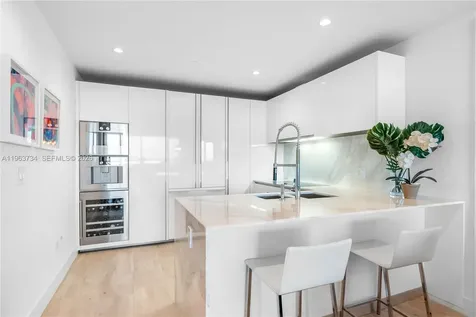 10201 Collins Avenue Bal Harbour FL 33154