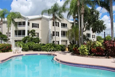 2810 N Oakland Forest Drive Oakland Park FL 33309