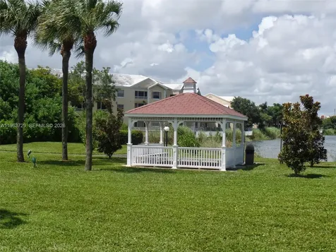 2810 N Oakland Forest Drive Oakland Park FL 33309