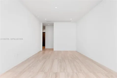 5 Grove Isle Drive Miami FL 33133