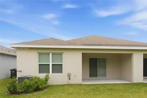 323 Raspberry Road Fort Pierce FL 34981