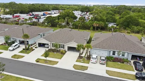 323 Raspberry Road Fort Pierce FL 34981