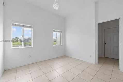 2467 SE 19th Street Homestead FL 33035