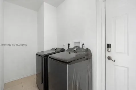 2467 SE 19th Street Homestead FL 33035