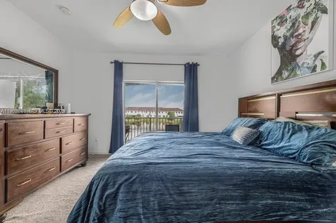 2467 SE 19th Street Homestead FL 33035