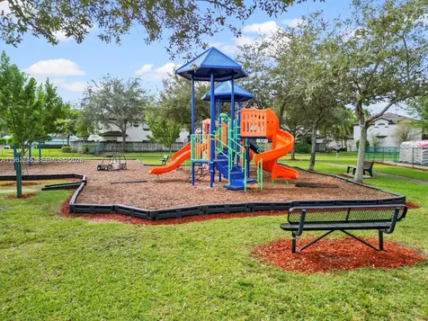 2467 SE 19th Street Homestead FL 33035