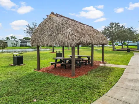 2467 SE 19th Street Homestead FL 33035