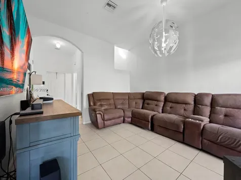 2467 SE 19th Street Homestead FL 33035