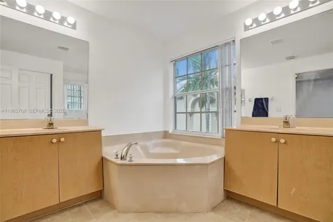 4253 SW 124th Terrace Miramar FL 33027
