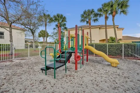 4253 SW 124th Terrace Miramar FL 33027