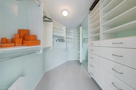 400 S Pointe Drive Miami Beach FL 33139