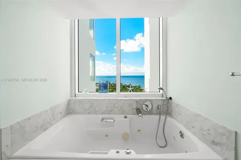 400 S Pointe Drive Miami Beach FL 33139