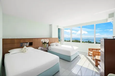 400 S Pointe Drive Miami Beach FL 33139