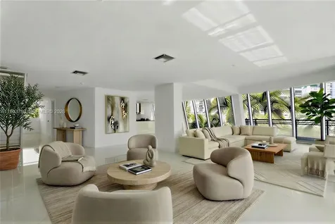 2950 NE 188th Street Aventura FL 33180