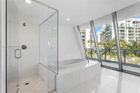 2950 NE 188th Street Aventura FL 33180