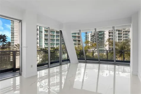 2950 NE 188th Street Aventura FL 33180