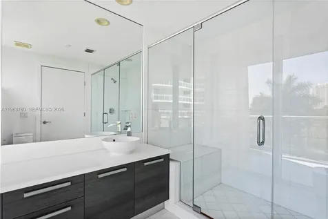 2950 NE 188th Street Aventura FL 33180