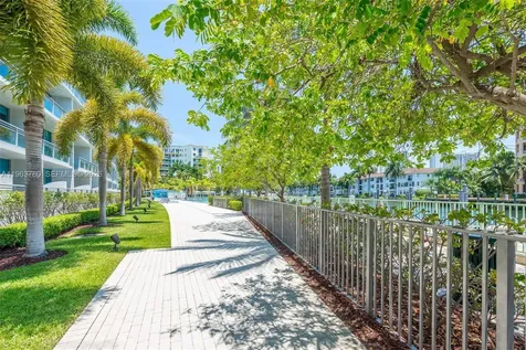 2950 NE 188th Street Aventura FL 33180