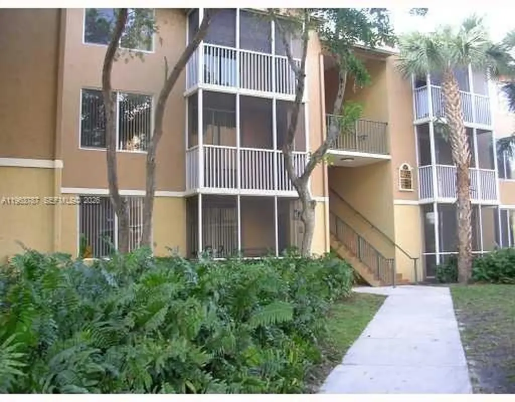 4055 W Mcnab Road Pompano Beach FL 33069