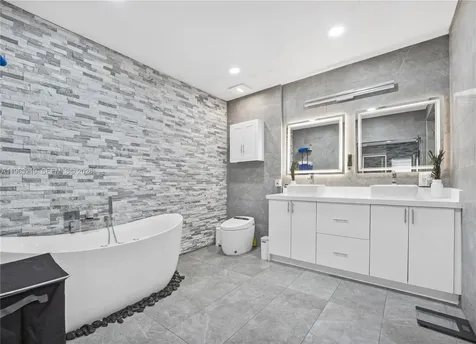 14651 SW 16th Street Davie FL 33325
