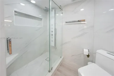 3530 Mystic Pointe Drive Aventura FL 33180