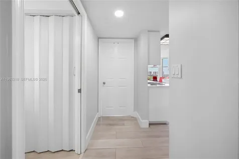 3530 Mystic Pointe Drive Aventura FL 33180
