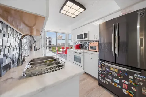 3530 Mystic Pointe Drive Aventura FL 33180