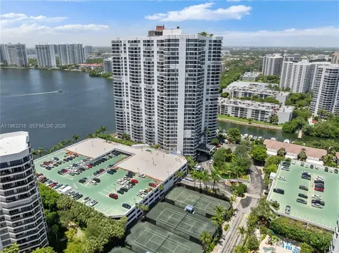 3530 Mystic Pointe Drive Aventura FL 33180