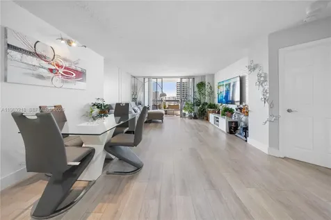 3530 Mystic Pointe Drive Aventura FL 33180