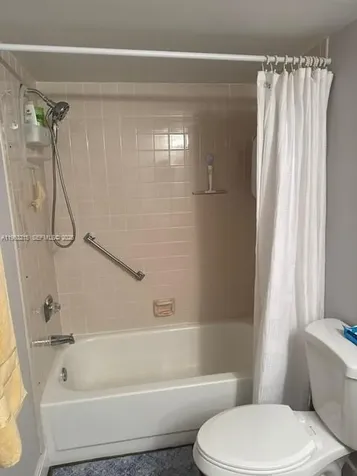 2981 N Nob Hill Road Sunrise FL 33322