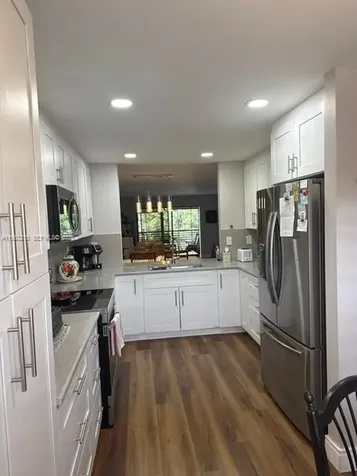 2981 N Nob Hill Road Sunrise FL 33322