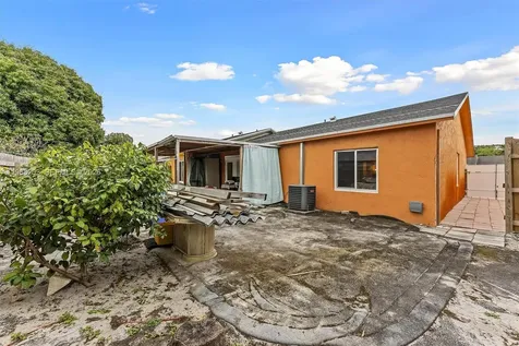 6189 Moonbeam Drive Lake Worth FL 33463