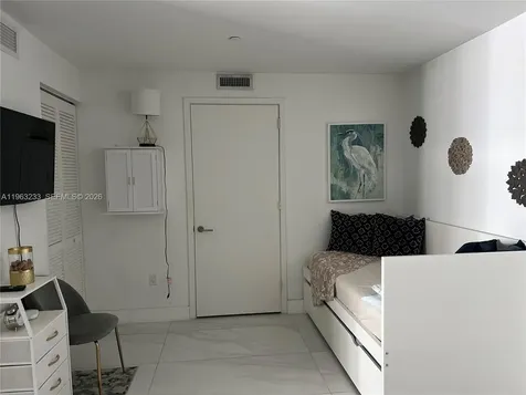 31 SE 6th Street Miami FL 33131