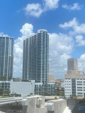 31 SE 6th Street Miami FL 33131