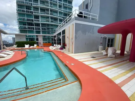 31 SE 6th Street Miami FL 33131
