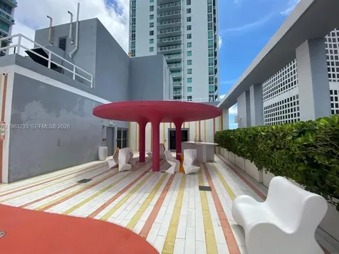 31 SE 6th Street Miami FL 33131