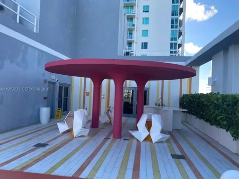 31 SE 6th Street Miami FL 33131