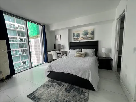 31 SE 6th Street Miami FL 33131